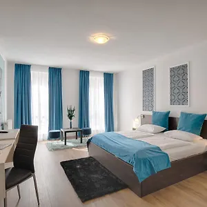 3* Hotel Triple M