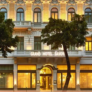 4* Hotel Est Grand Savoy